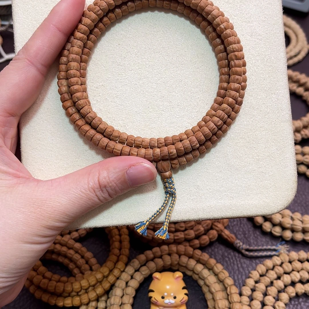 果***湖吊坠柏香籽/百香籽