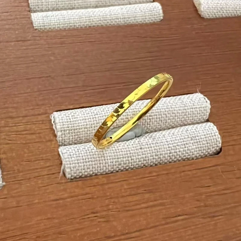 克重0.46 15号 碎冰冰戒指 足金999