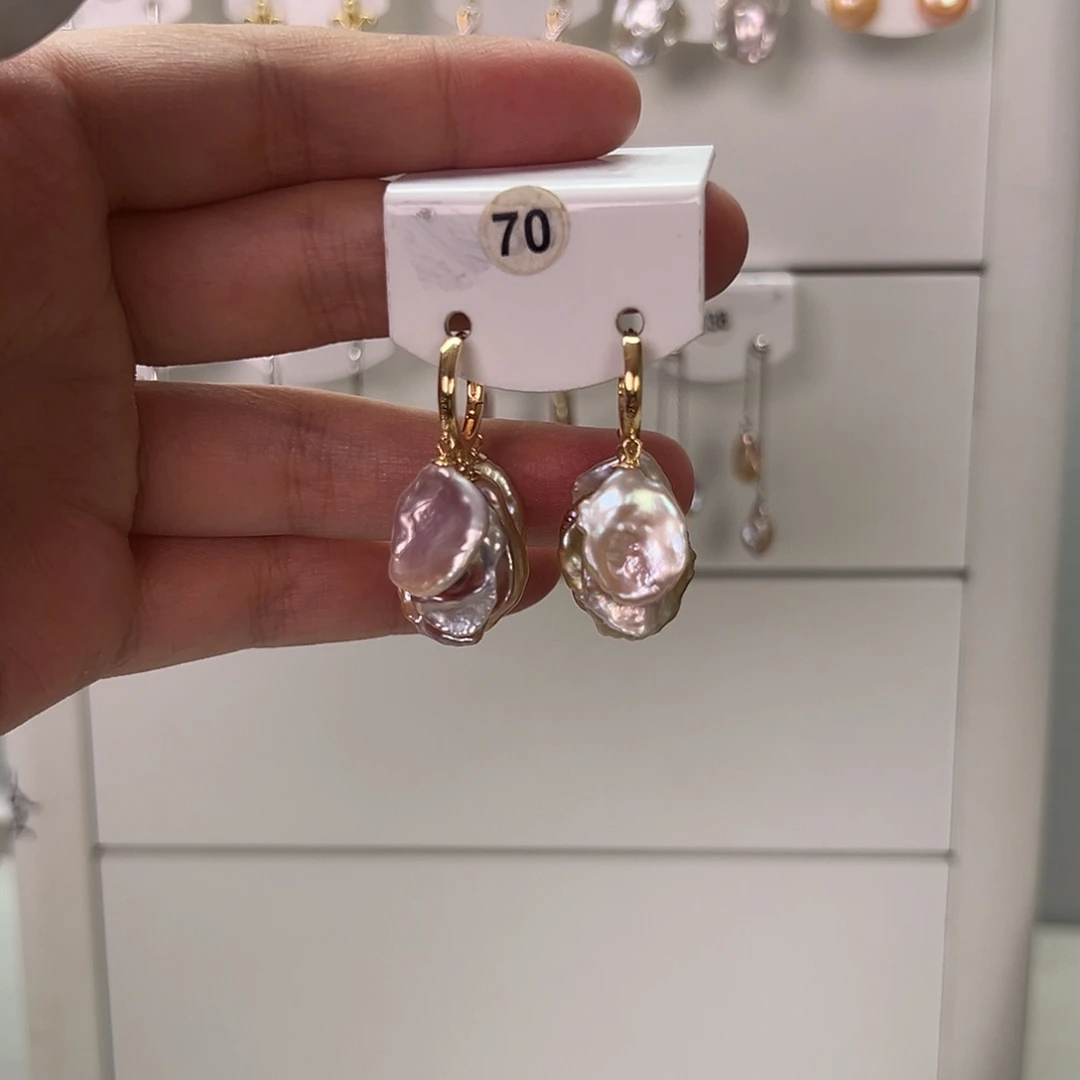 非金属巴洛克花瓣耳饰