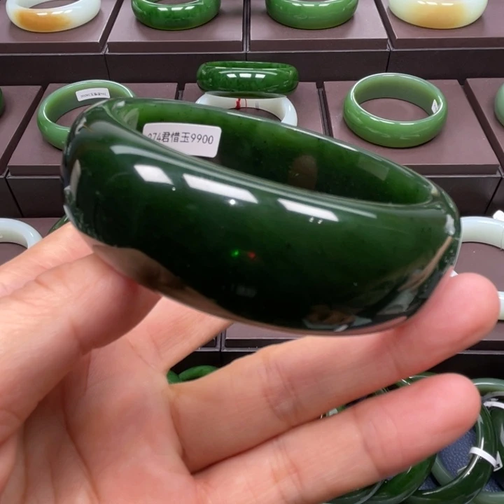 久***违和田玉未镶嵌手镯63口径