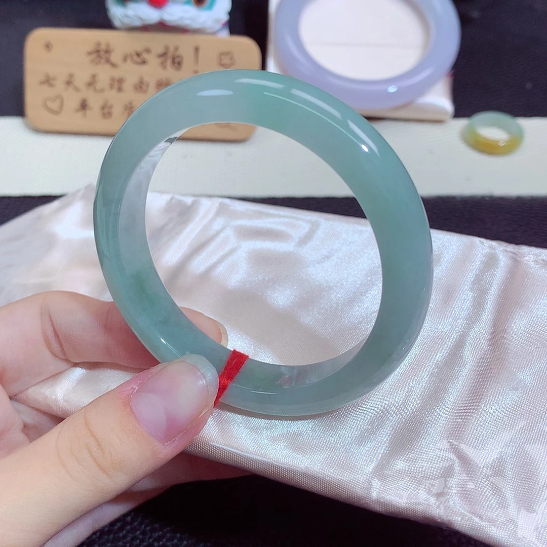 翡翠未镶嵌手镯1188