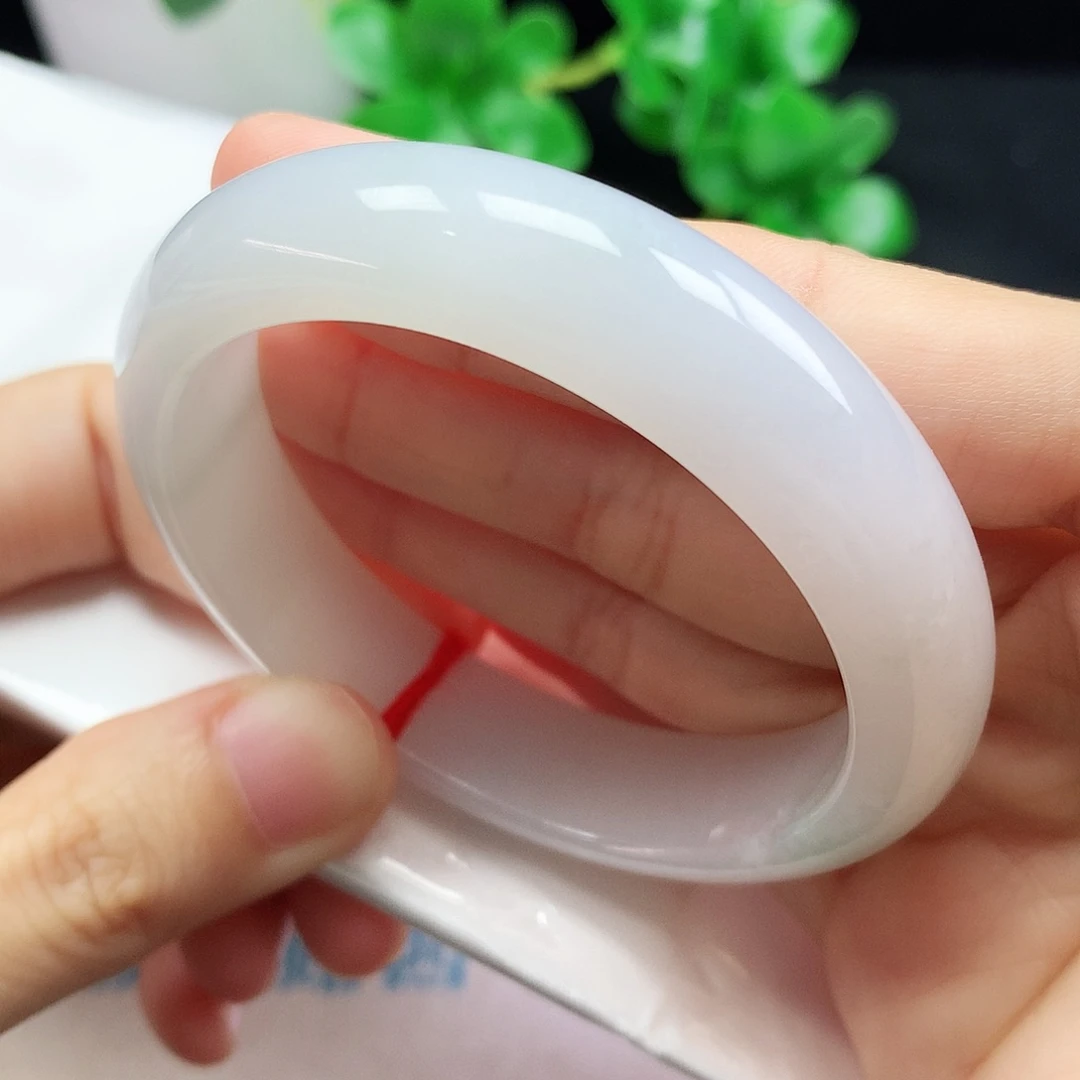 未镶嵌手镯翡翠51圈口胶润白底641