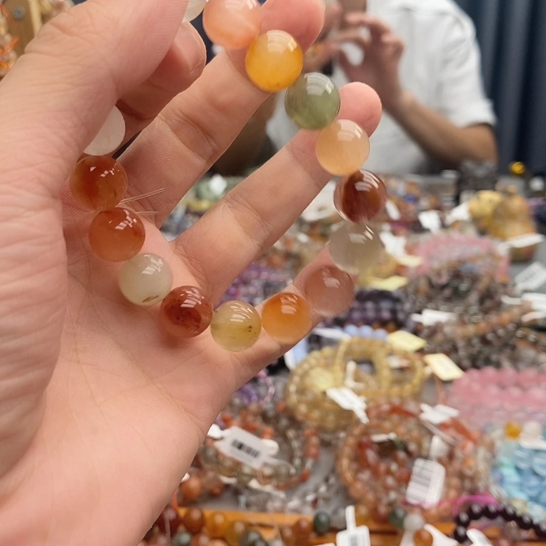 水晶手链未镶嵌是**哟