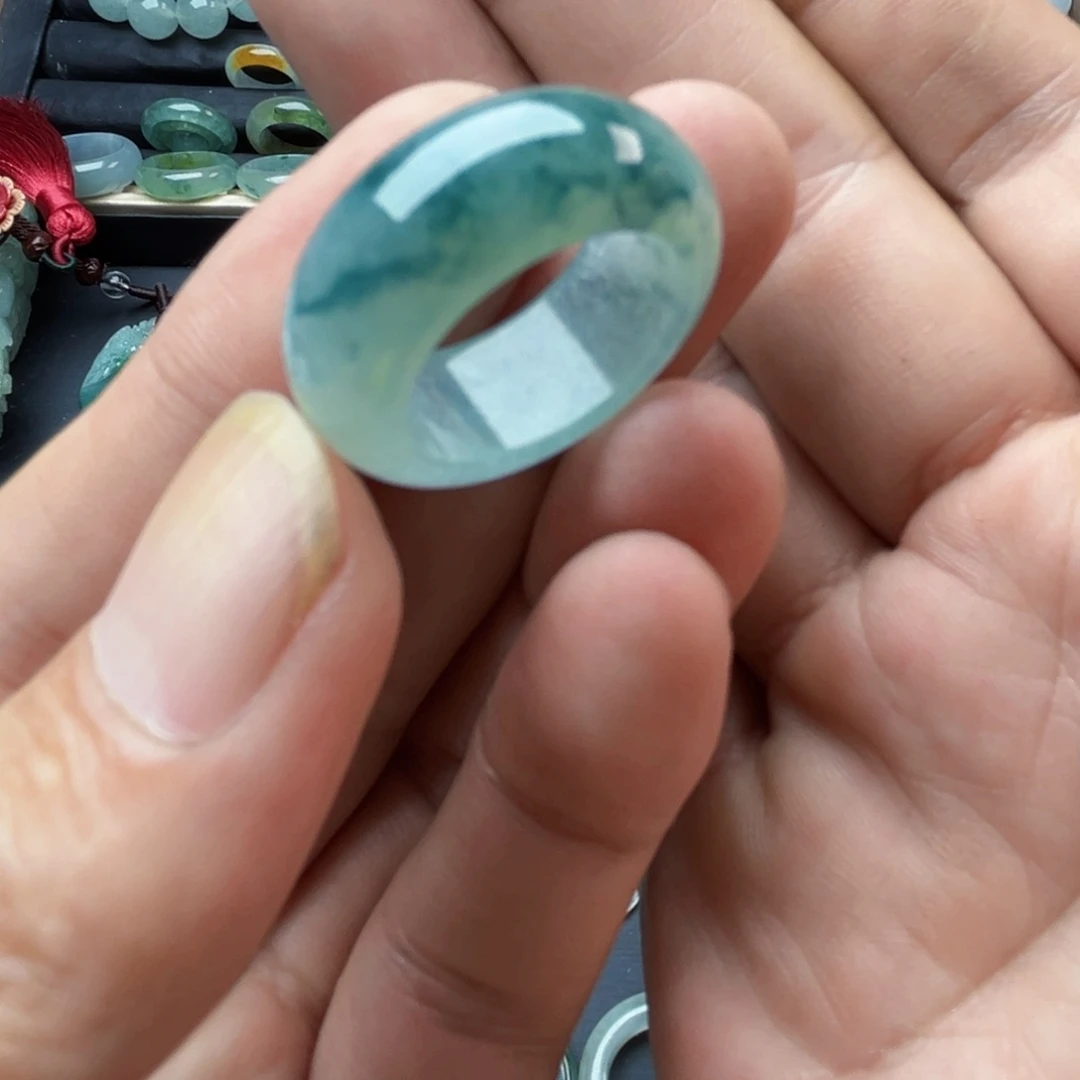 翡翠未镶嵌戒指圈口17号