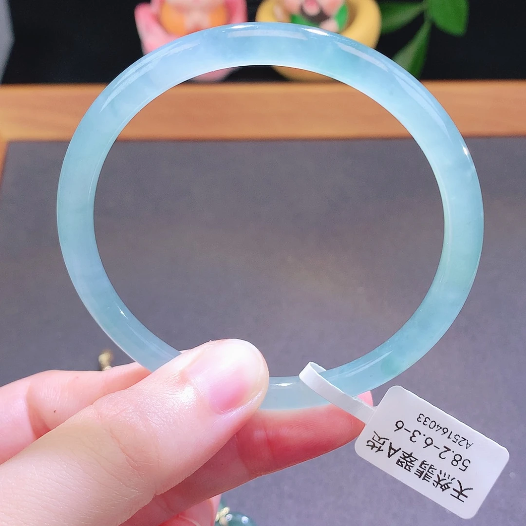 翡翠未镶嵌手镯天然翡翠