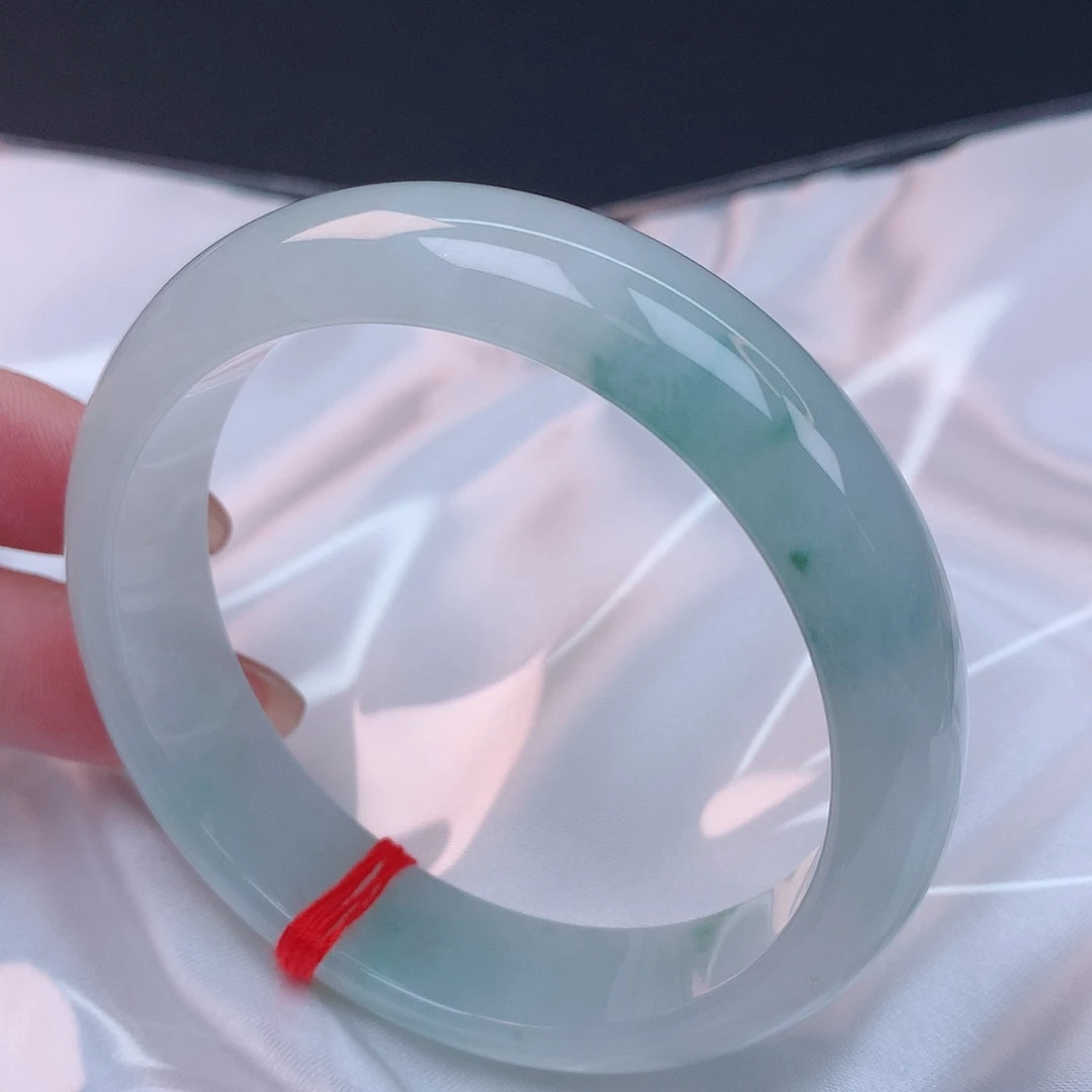 【闪购商品】未镶嵌手镯翡翠58