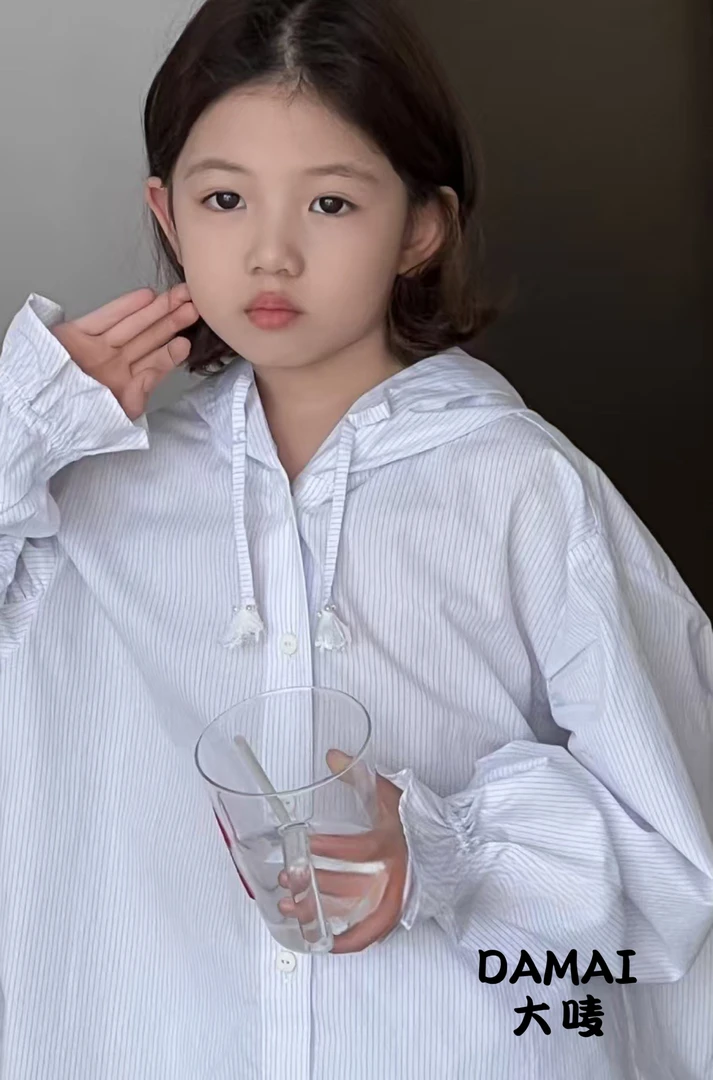 【衣佳】1011蓝色条纹套装