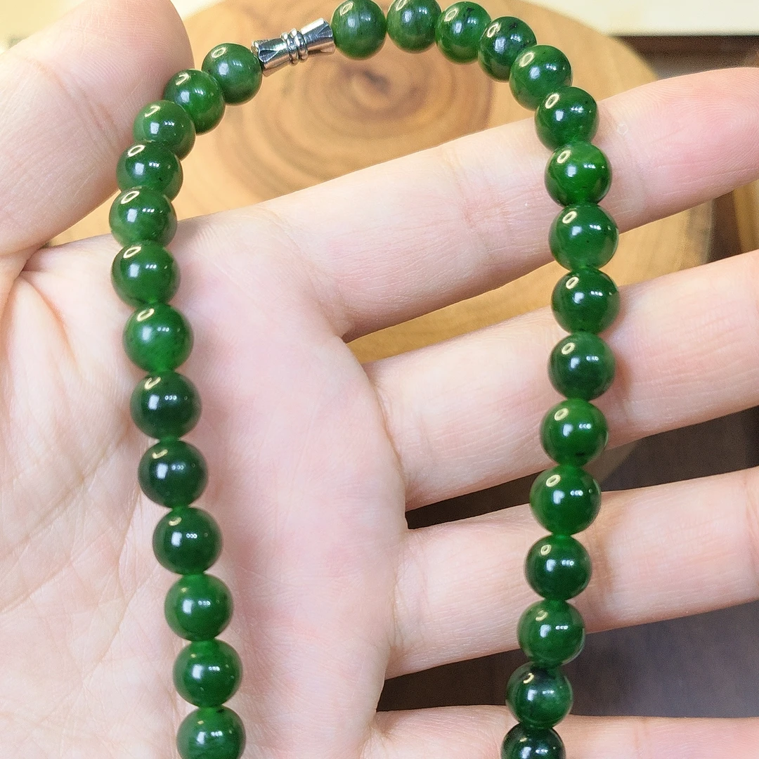 和田碧玉菠菜绿项链，珠径8mm