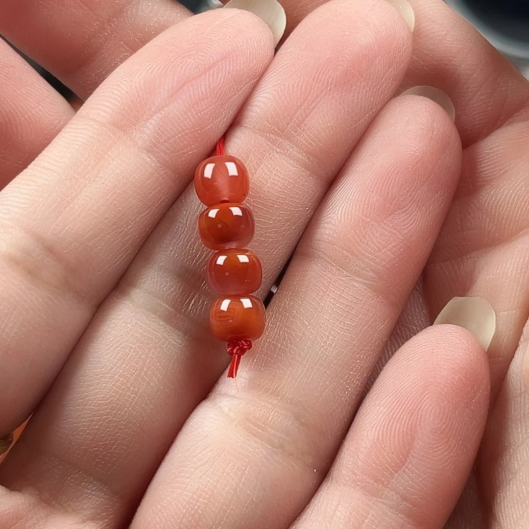 南红玛瑙未镶嵌珠宝奇石配置