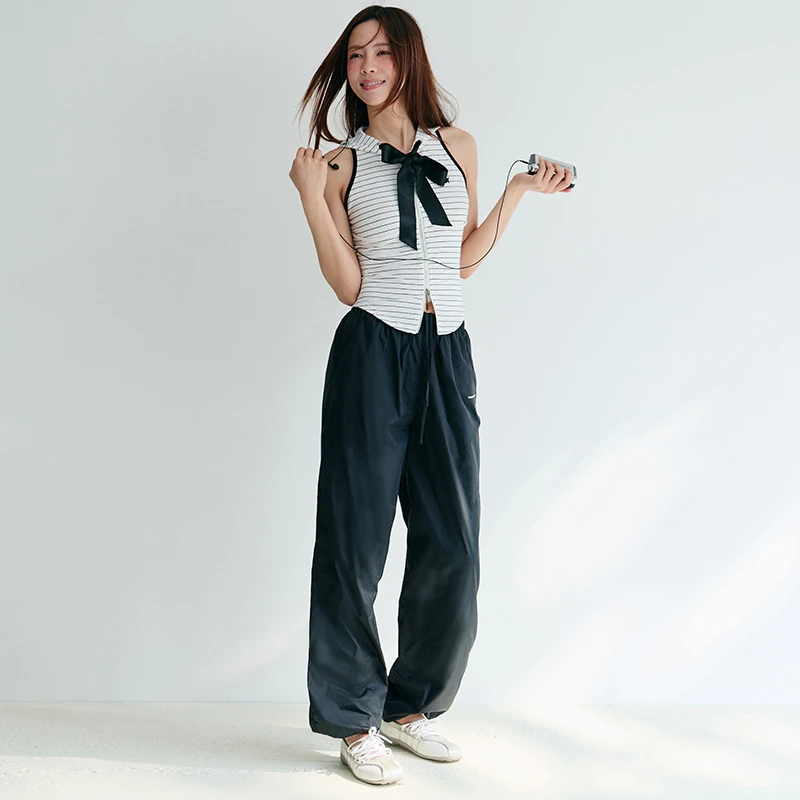 PINPINPLUS丨「城市轻氧」阶梯肌理感收腰塑型拉链连帽夏季背心