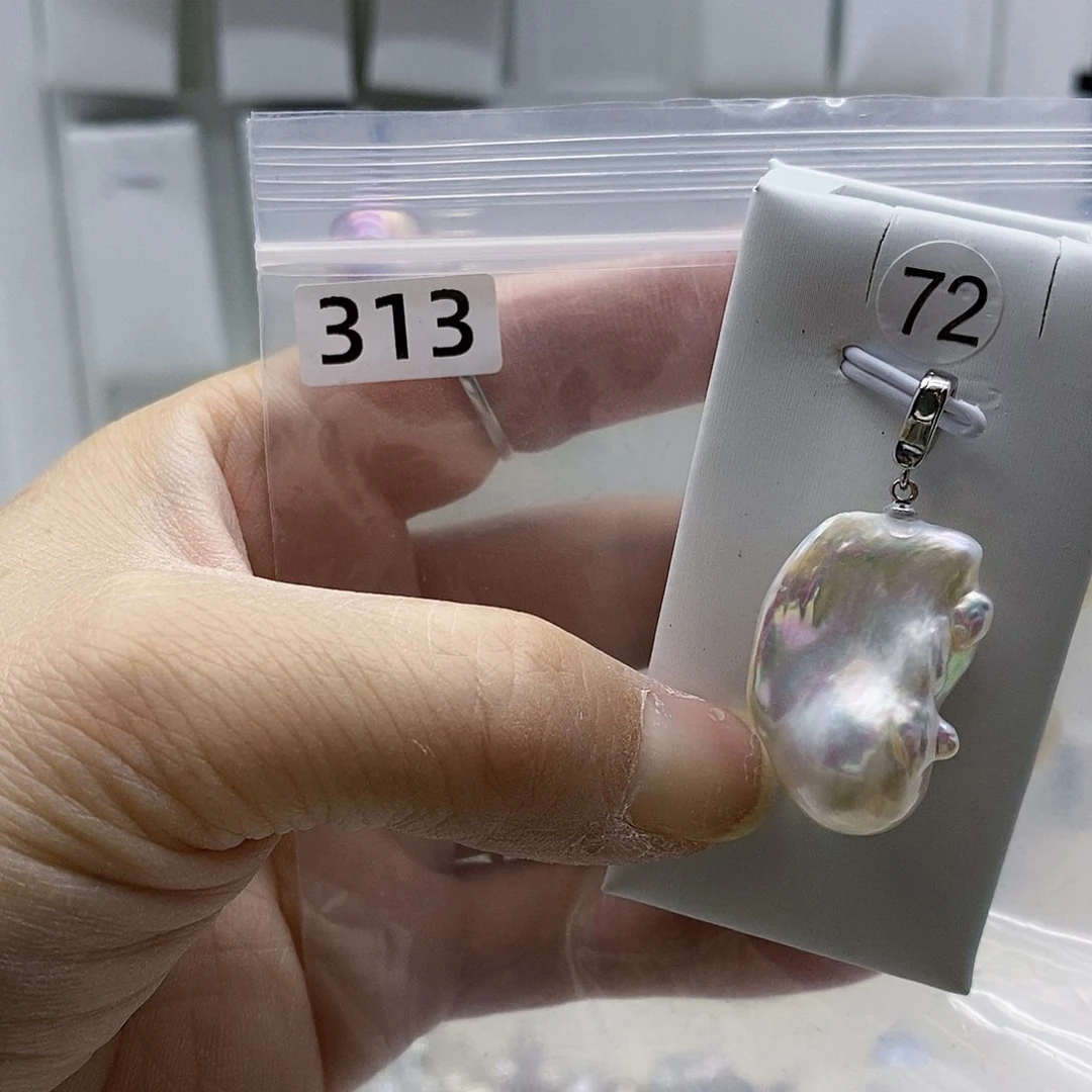 颈饰合金淡水珍珠