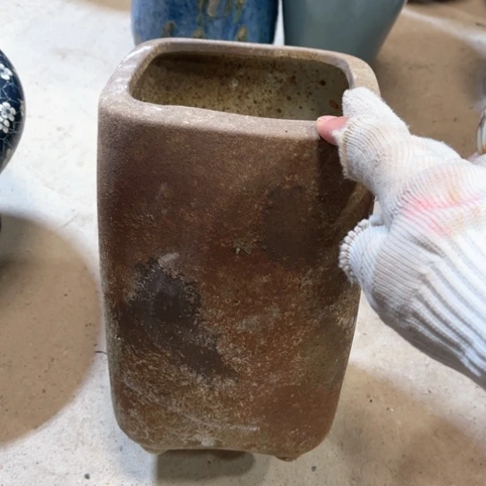 罐默认微瑕，有孔编号21-71