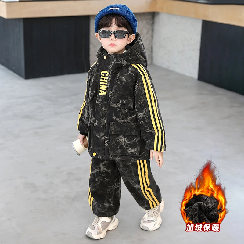 男童加绒套装2025新款儿童秋冬装迷彩两件套洋气男宝宝加厚派克服
