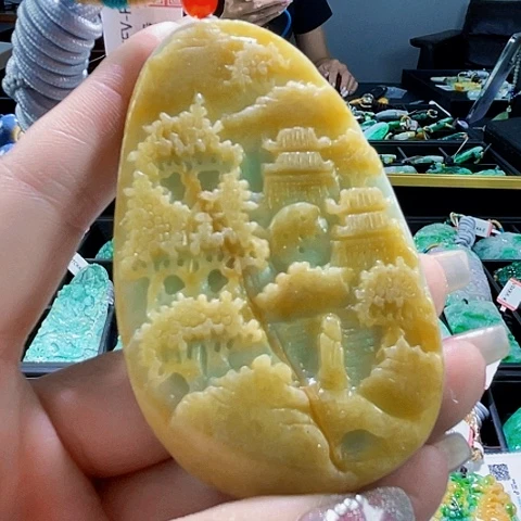 颈饰未镶嵌翡翠一个