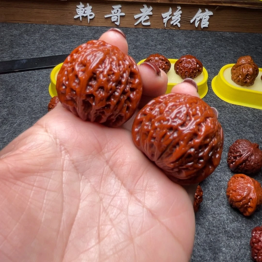 文玩核桃吊坠文玩核桃 手把件 铁锤妹妹