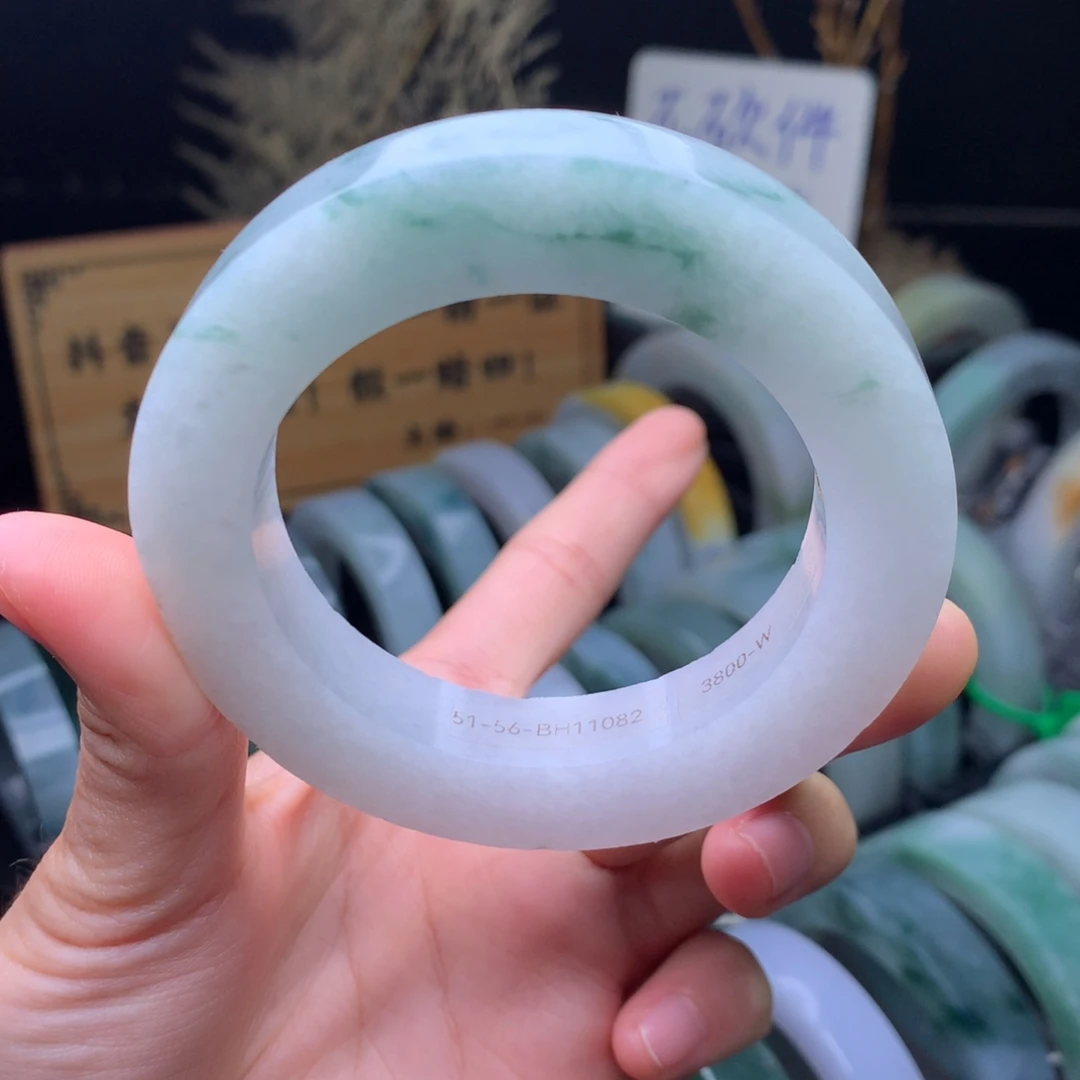 定制翡翠未镶嵌手镯定制不退不换