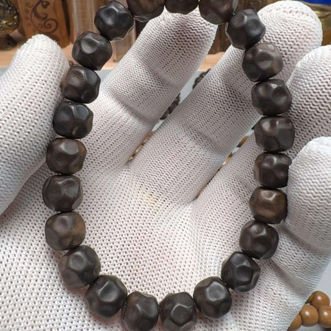 檀香木其他沉水9×10阴沉老山