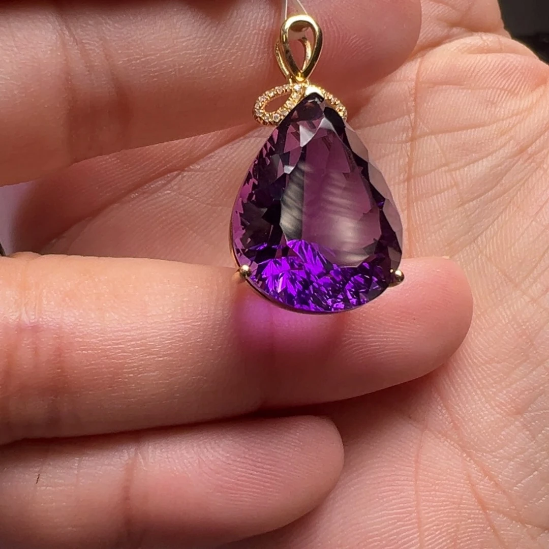 颈饰18K金镶嵌水晶JP52731