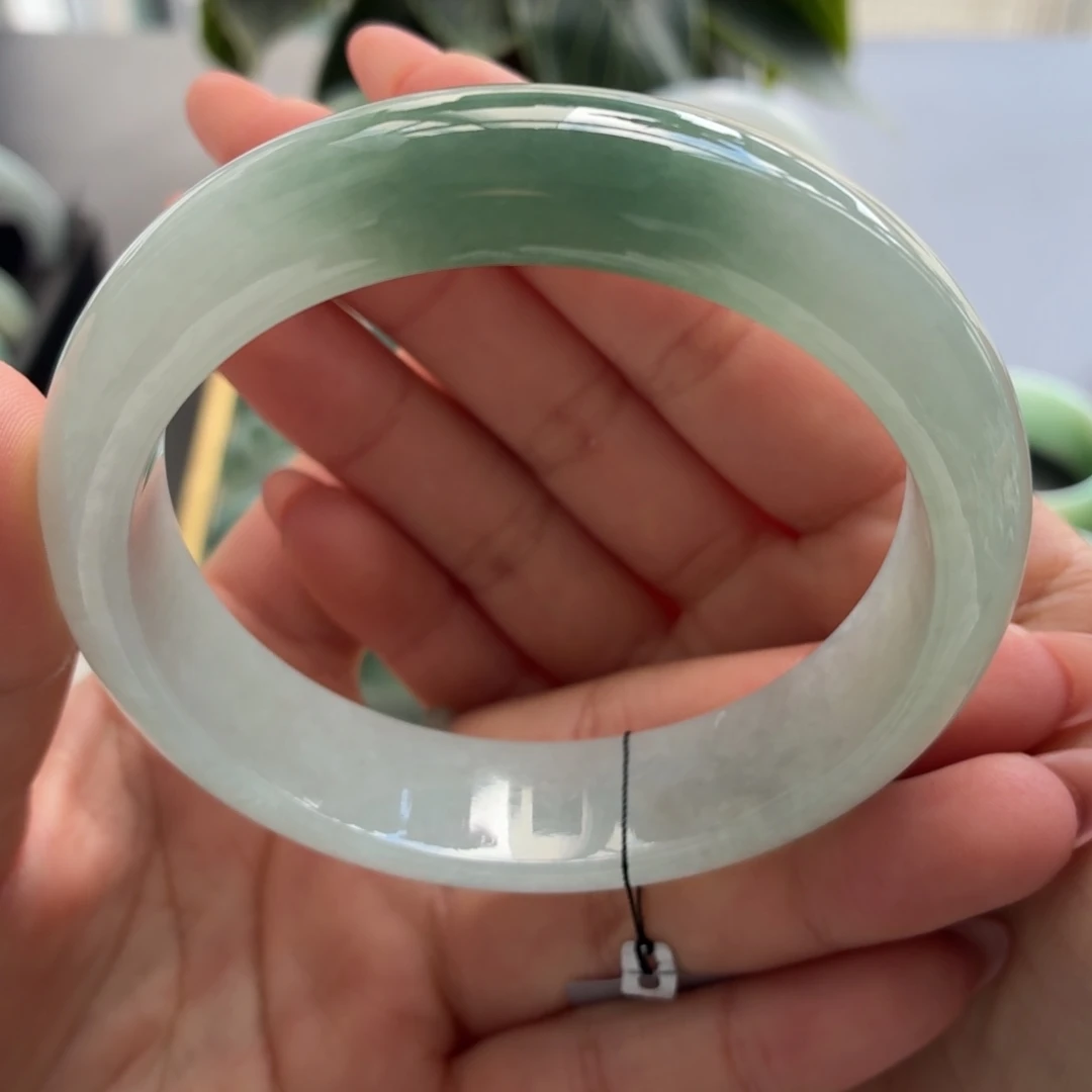 翡翠未镶嵌手镯天然