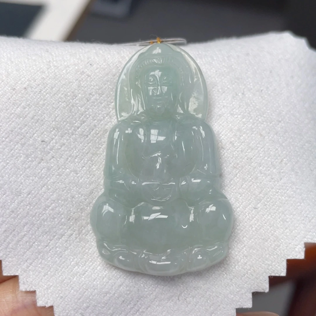 颈饰未镶嵌翡翠观音