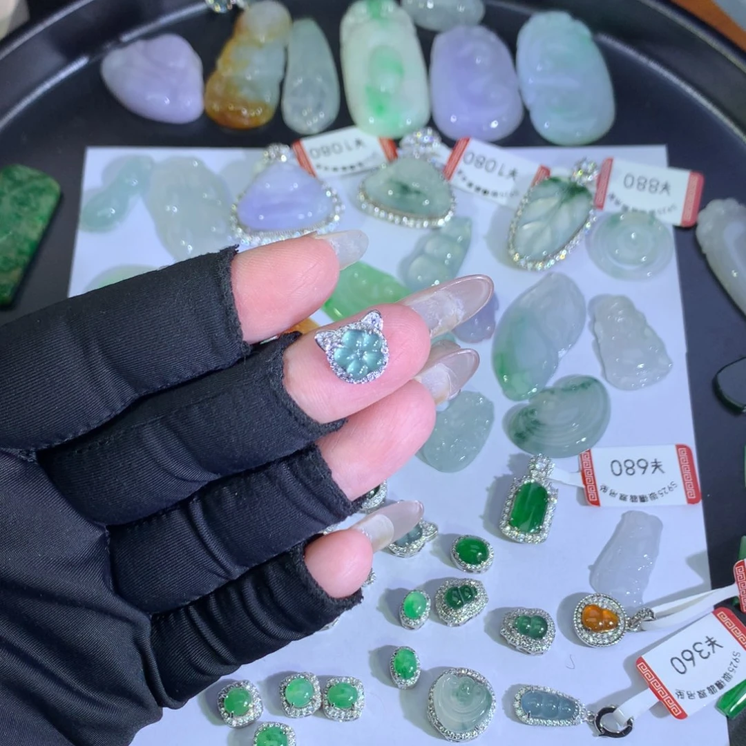 翡翠银S925镶嵌吊坠(不含链)猫咪小蓝花潘多拉（多样性发货）