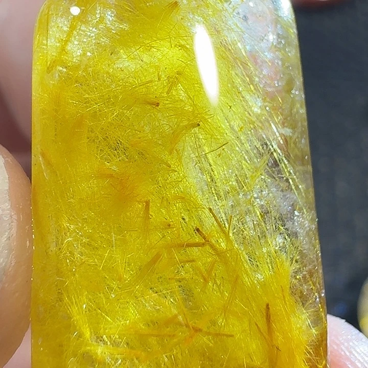 未镶嵌颈饰水晶瞎*儿