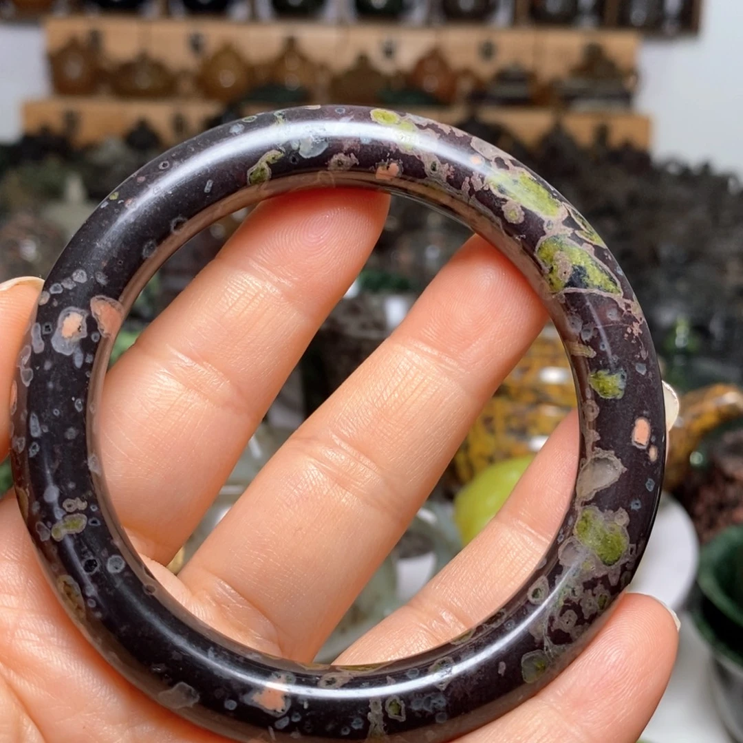 梅花玉老料手镯60