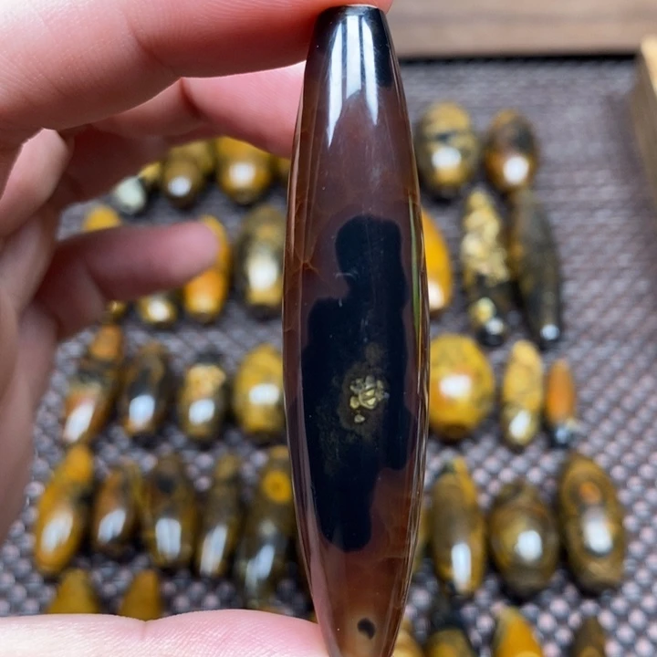 未镶嵌颈饰玛瑙/玉髓