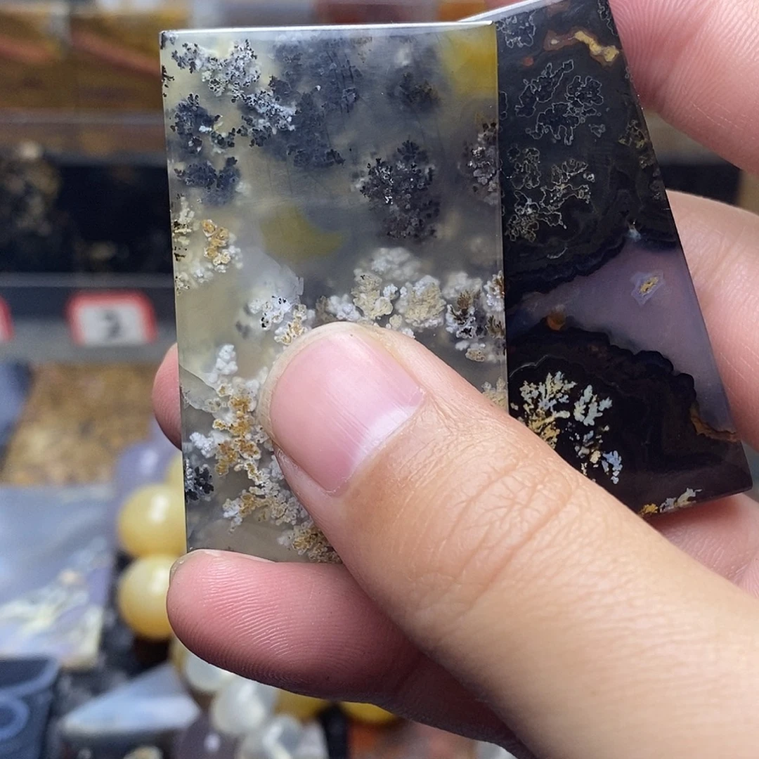 S***r玛瑙/玉髓未镶嵌珠宝半成品