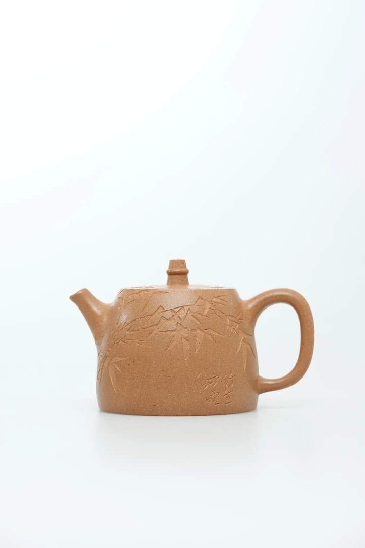 冠砂甄选 ZST汉铎*刻竹 紫砂茶壶