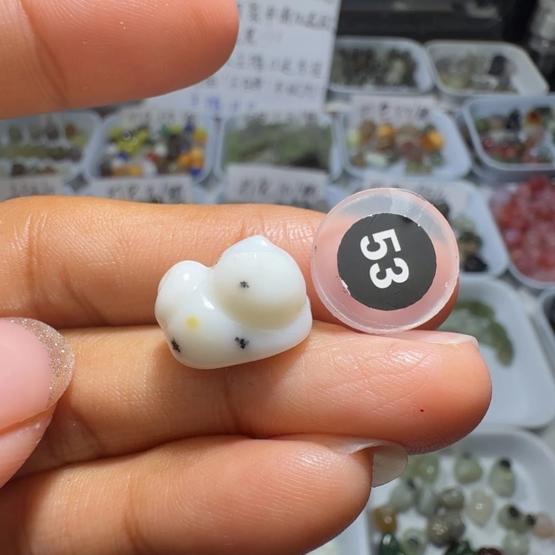 和田玉未镶嵌珠宝奇石