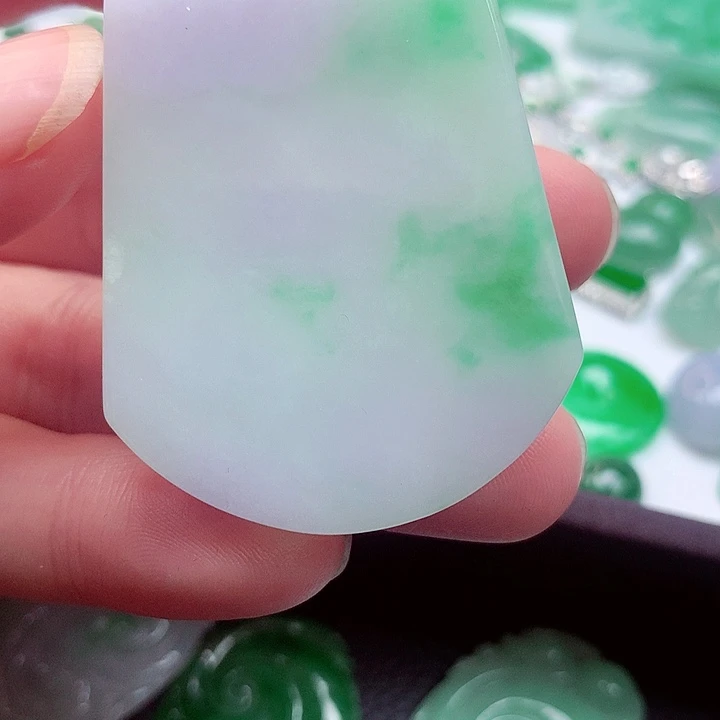 翡翠未镶嵌吊坠(不含链)无事牌