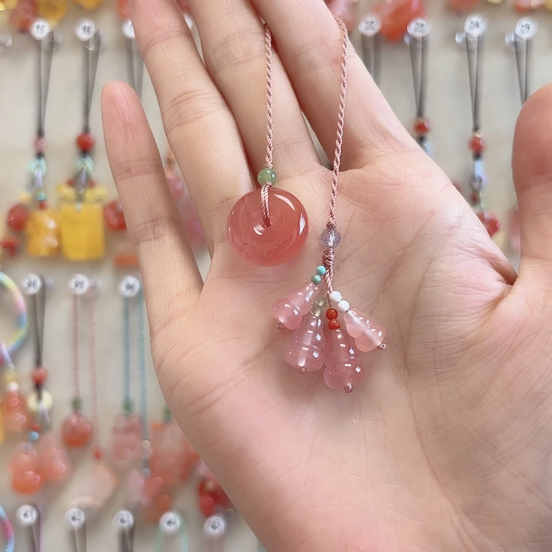 南红玛瑙未镶嵌吊坠(赠链)