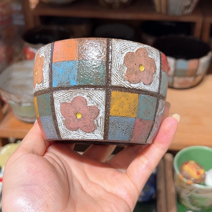 瓷片火火火火蛋小黄