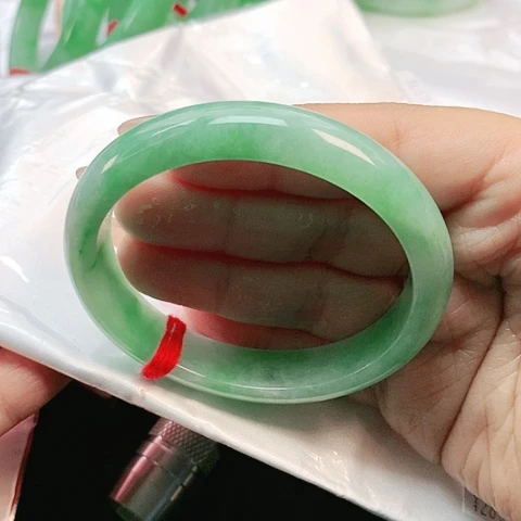 未镶嵌手镯翡翠2281