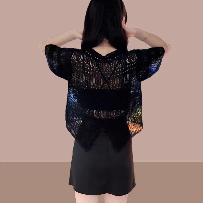 设计感时尚镂空针织衫女款外搭2025夏季新款防晒冰丝罩衫宽松上衣