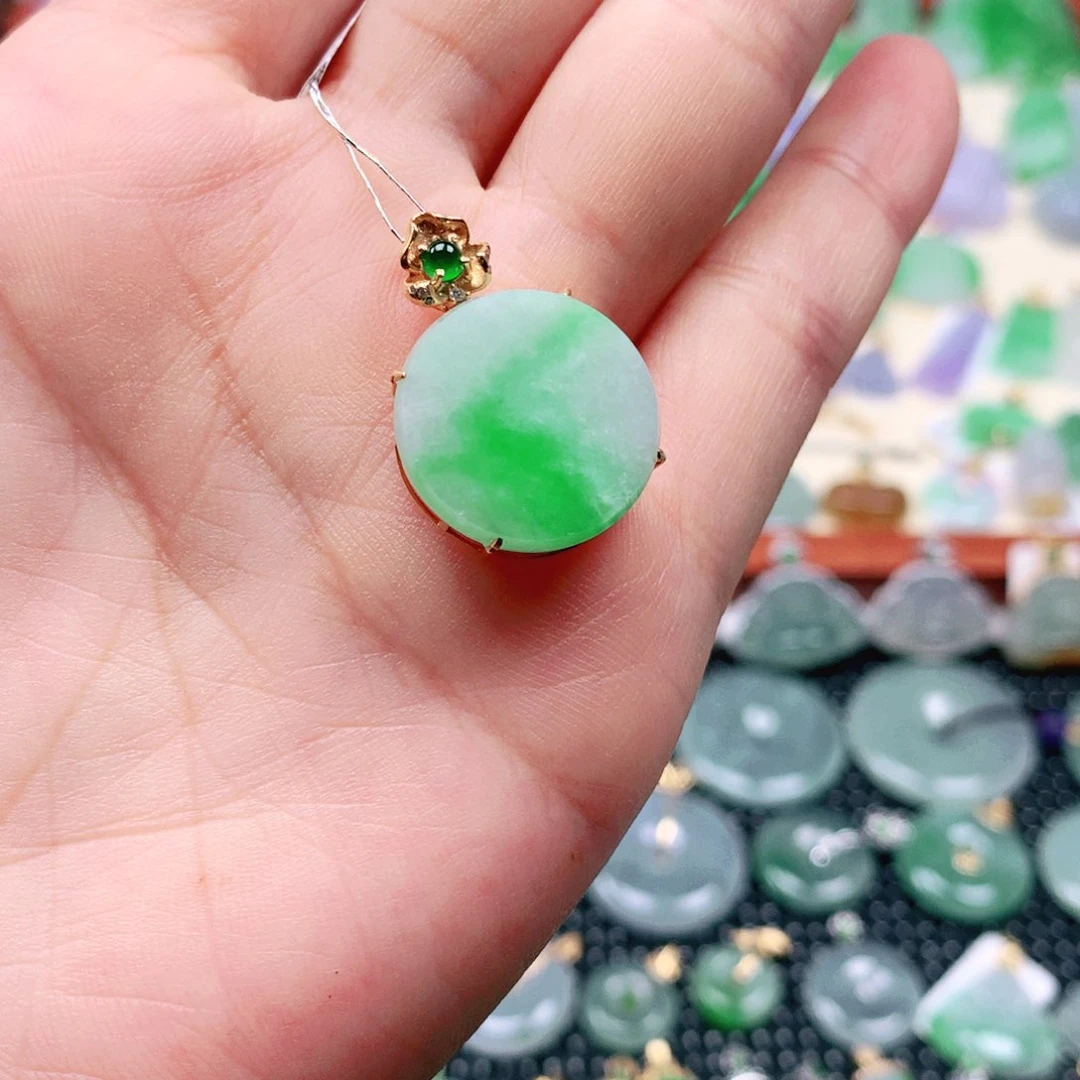 翡翠18K金镶嵌吊坠(不含链)