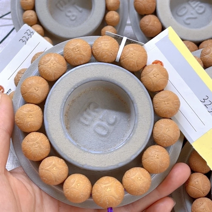 灬***涼手串凤眼菩提16麒麟手串，86@3239