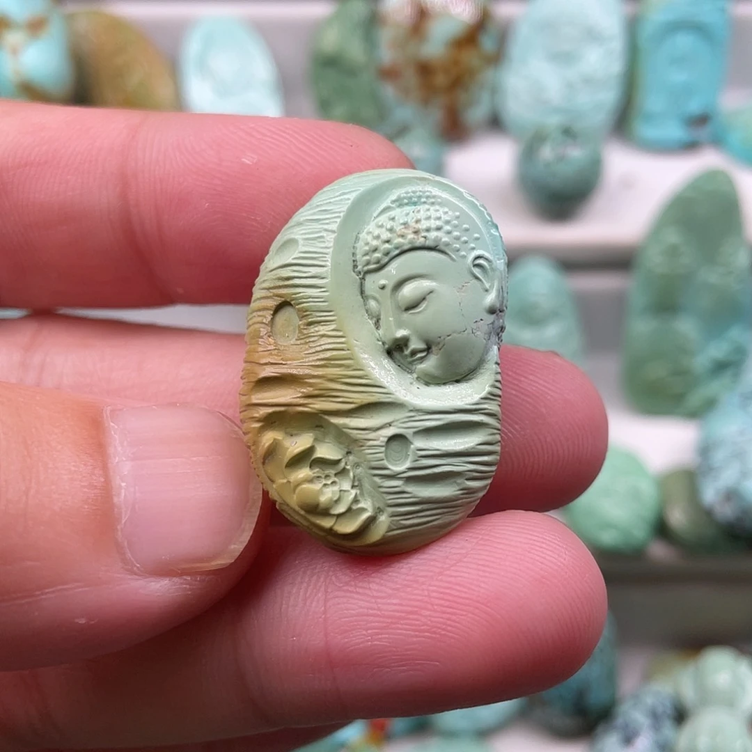 未镶嵌绿松石颈饰