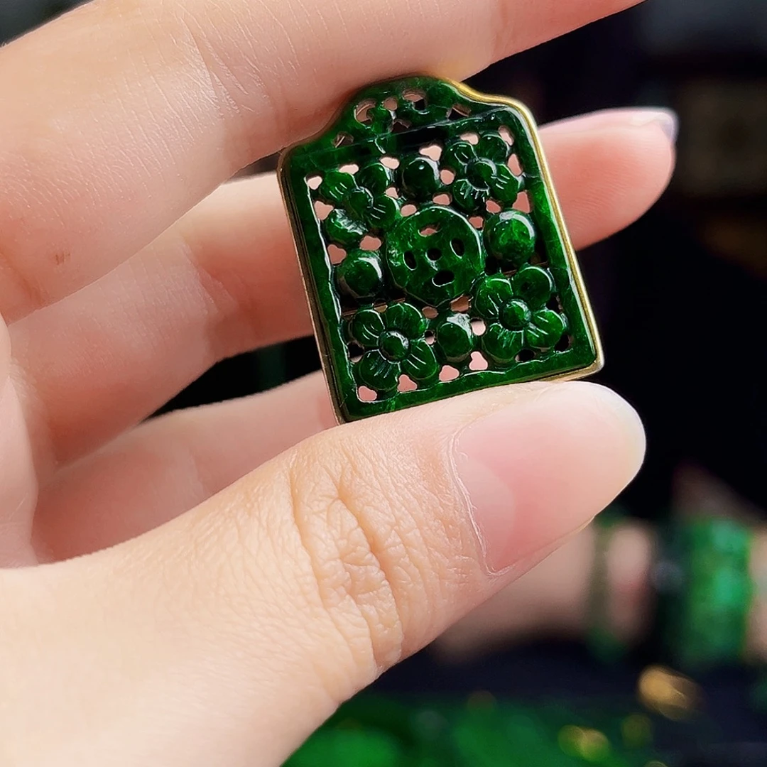 颈饰银S925镶嵌翡翠多样性