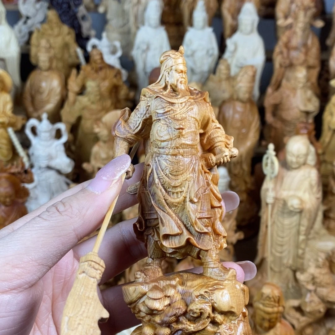 木12高崖柏披风关公