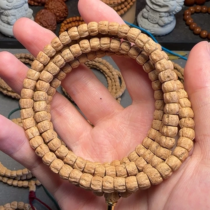 柏香籽/百香籽手串方块顺纹