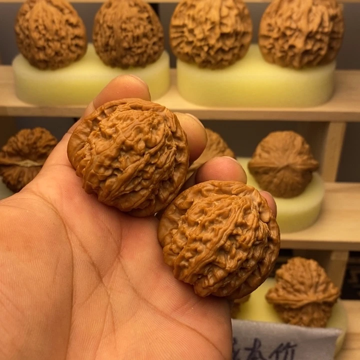 文玩核桃吊坠穆*40.5全品三角白