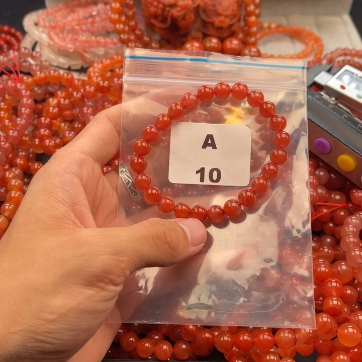 南红玛瑙未镶嵌多样性发货默认微瑕称重8mm