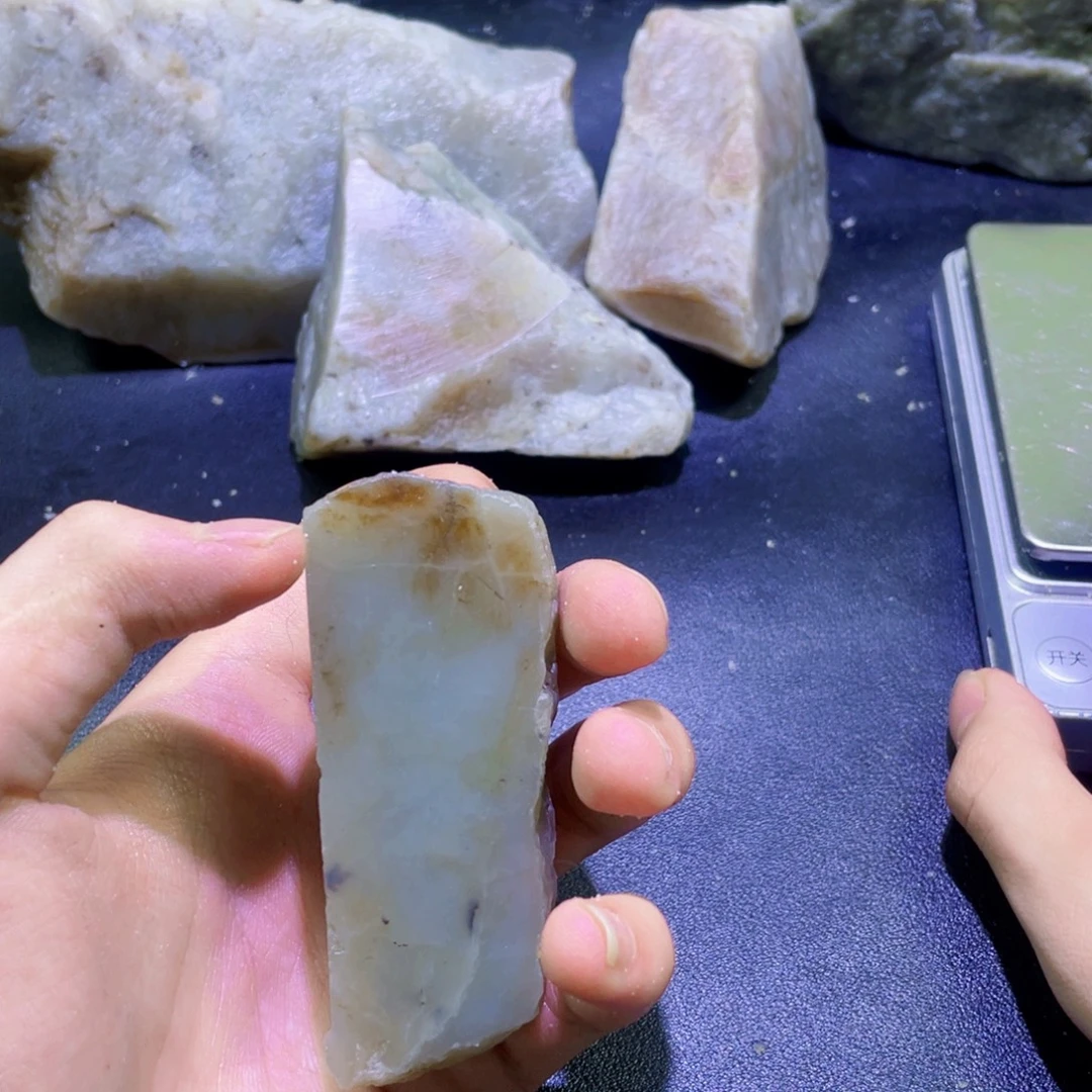 未镶嵌和田玉珠宝半成品