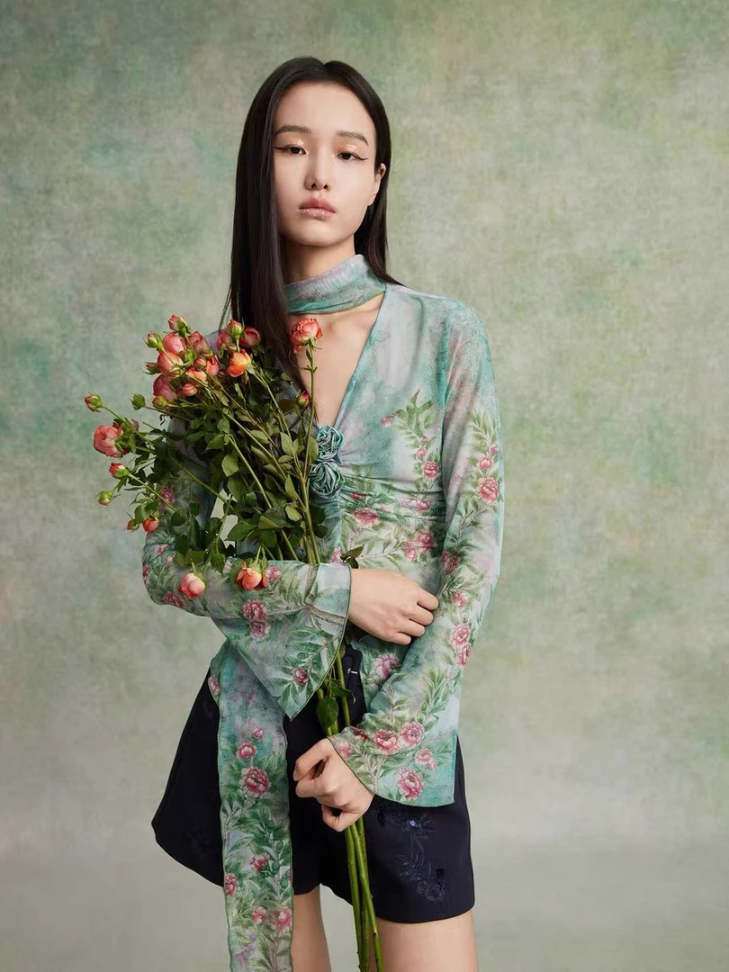 优尚美原创双十二花神系列玫瑰花朵飘带上衣