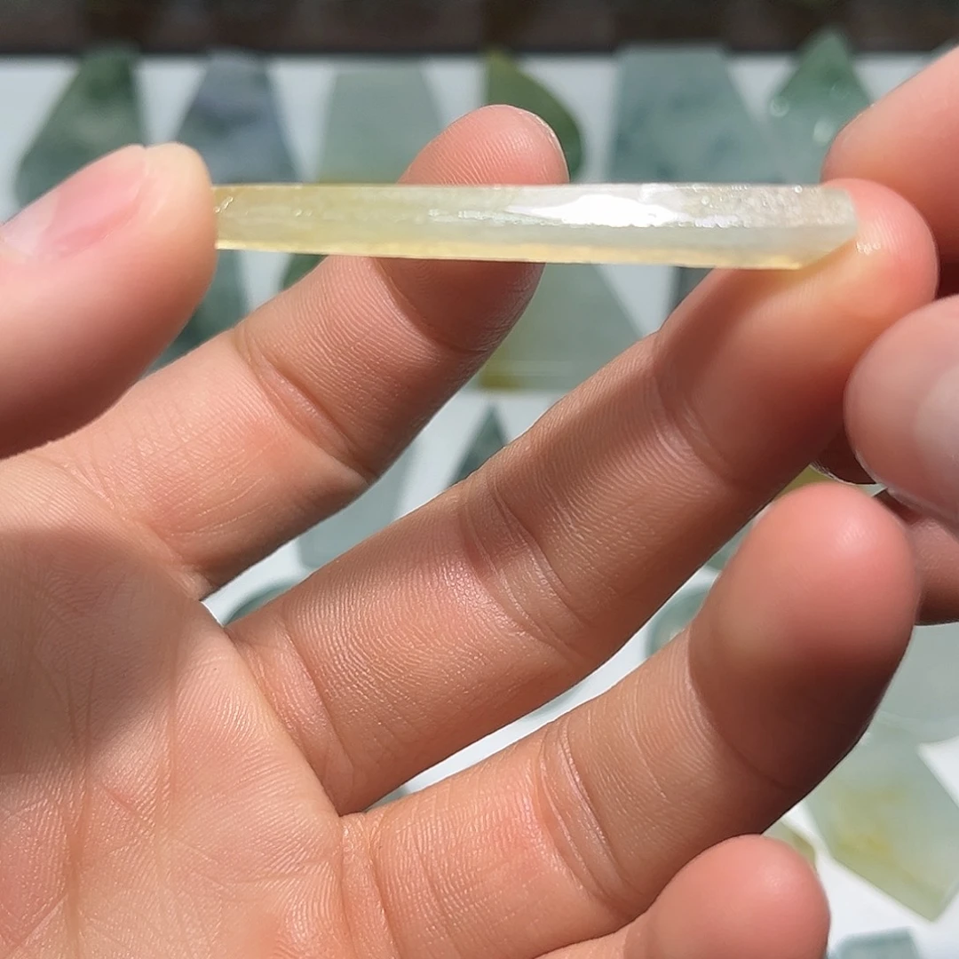 翡翠未镶嵌颈饰5778