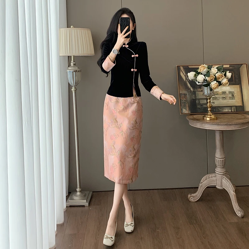 秋季时尚轻奢丝绒盘扣上衣女套装新中式国风改良提花半身裙两件套