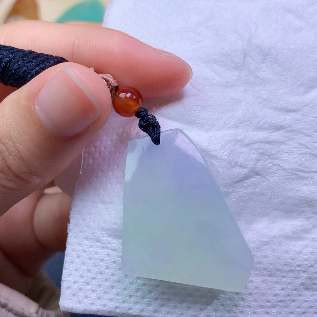 翡翠未镶嵌吊坠(不含链) 5611