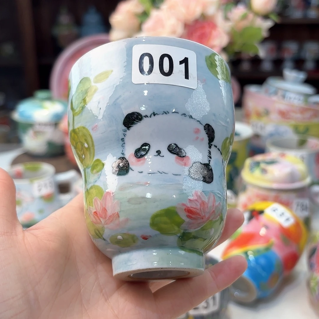 瓷片兔兔好可爱啊我
